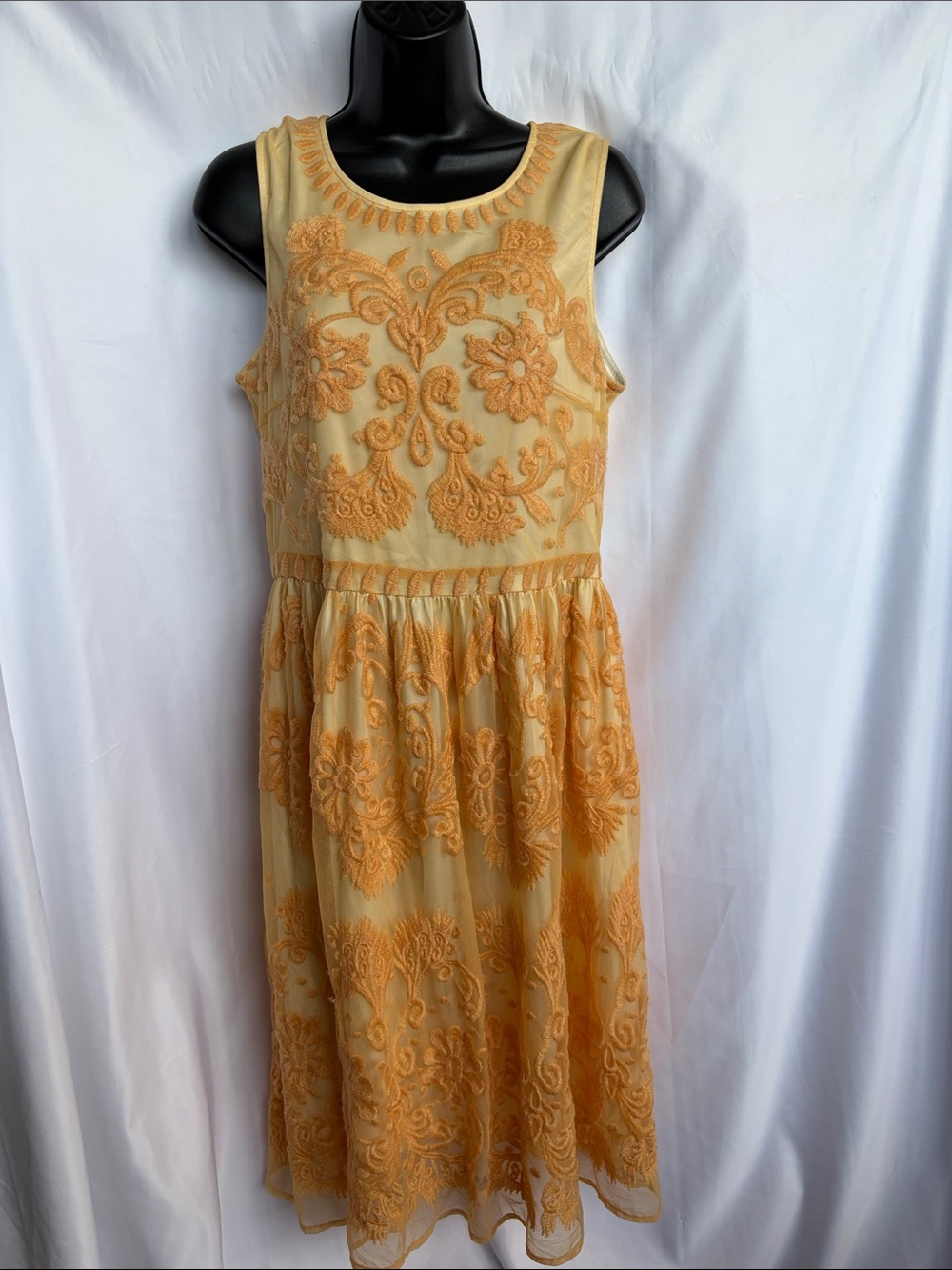 Sundance, Love At First Sight, Embroidered Midi Dress Golden Sherbet Size 10